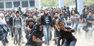 Sudah Sepakat Damai Kedua Ormas Kembali Bentrok, Aparat Kepolisian Kecewa balitoday